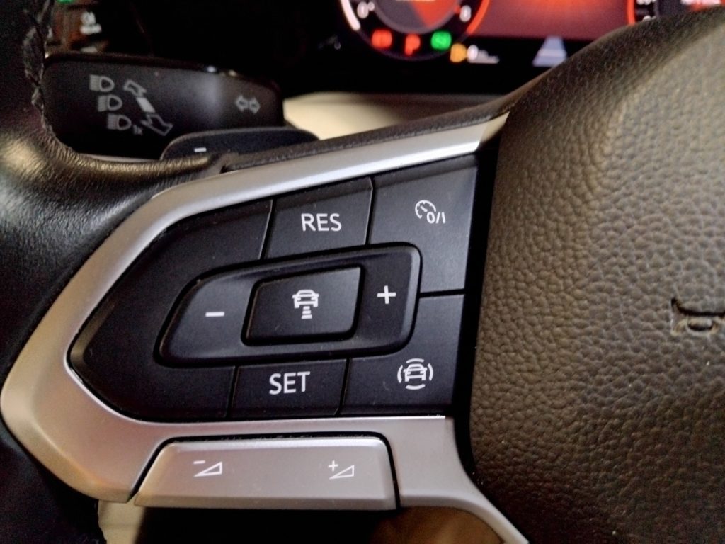 VOLKSWAGEN Golf 1.0 eTSI EVO Life DSG 17 MHEV C/GRIMALDI SP. DAY - 28