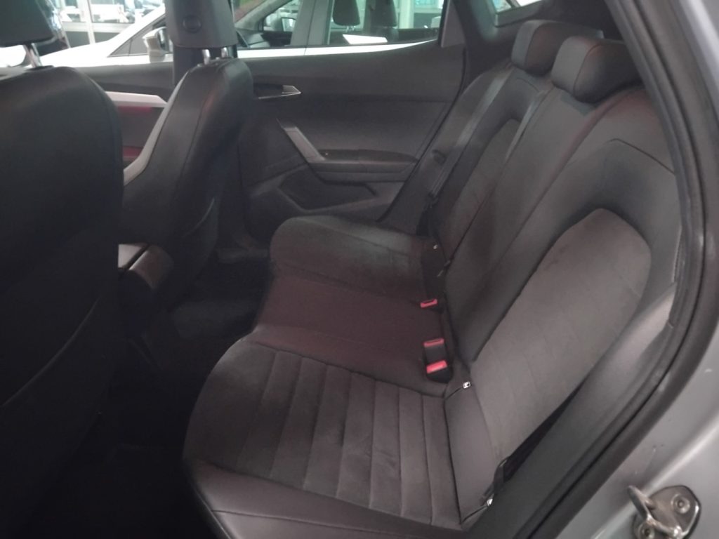 SEAT Arona 1.0 EcoTSI FR 18 LED - 22