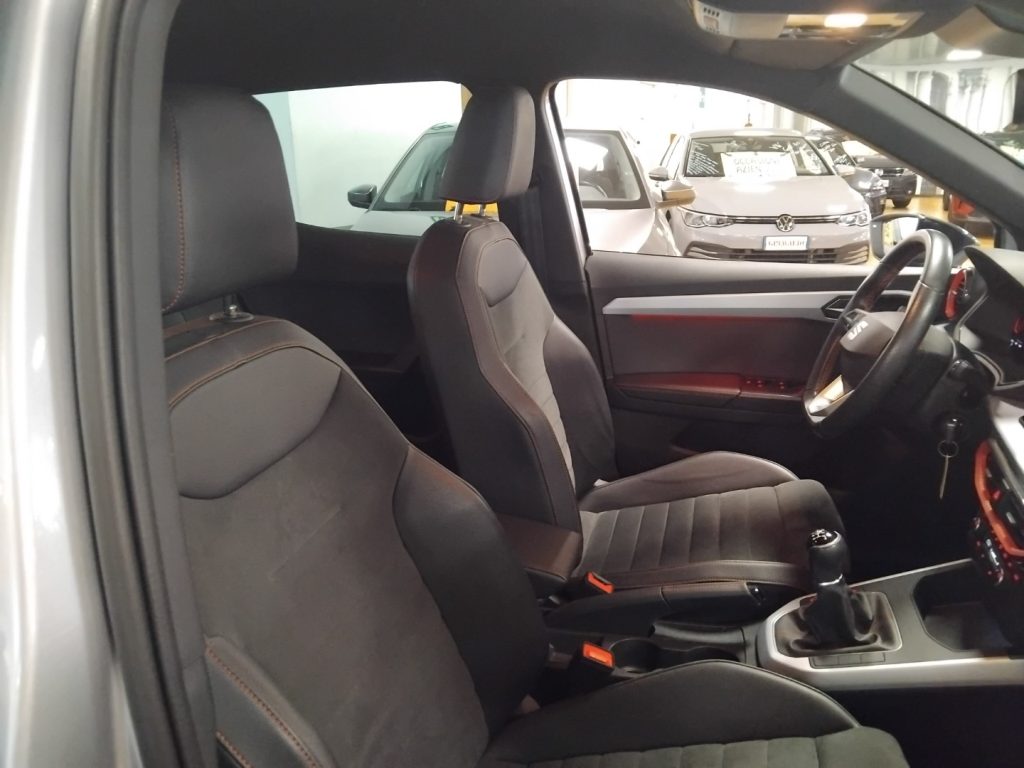 SEAT Arona 1.0 EcoTSI FR 18 LED - 25