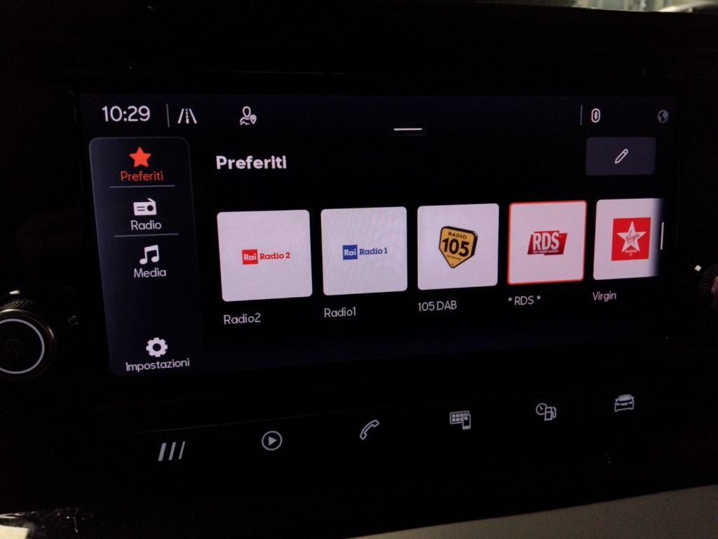SEAT Arona 1.0 EcoTSI FR 18 LED C/GRIMALDI SPECIAL DAY - 19