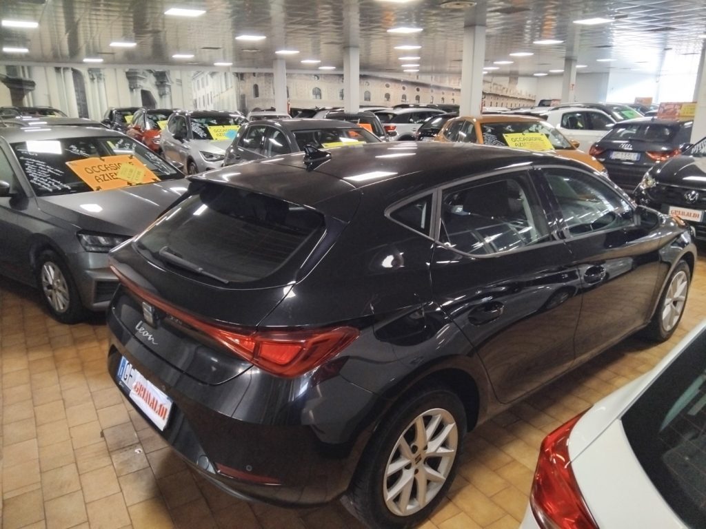 SEAT Leon 2.0 TDI Style FULL LED C/GRIMALDI SPECIAL DAY - 5