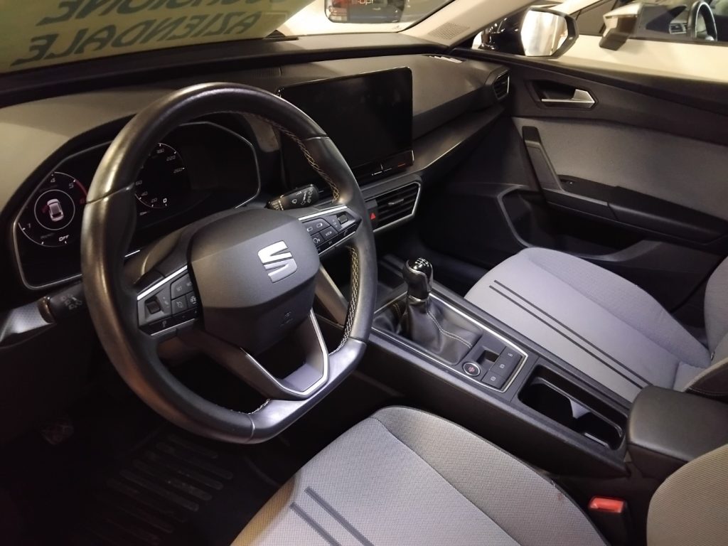 SEAT Leon 2.0 TDI Style FULL LED C/GRIMALDI SPECIAL DAY - 16