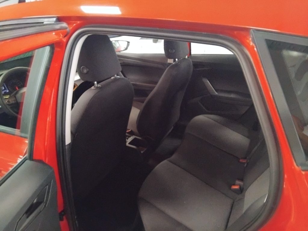 SEAT Arona 1.0 TGI Reference C/GRIMALDI SPECIAL DAY - 6