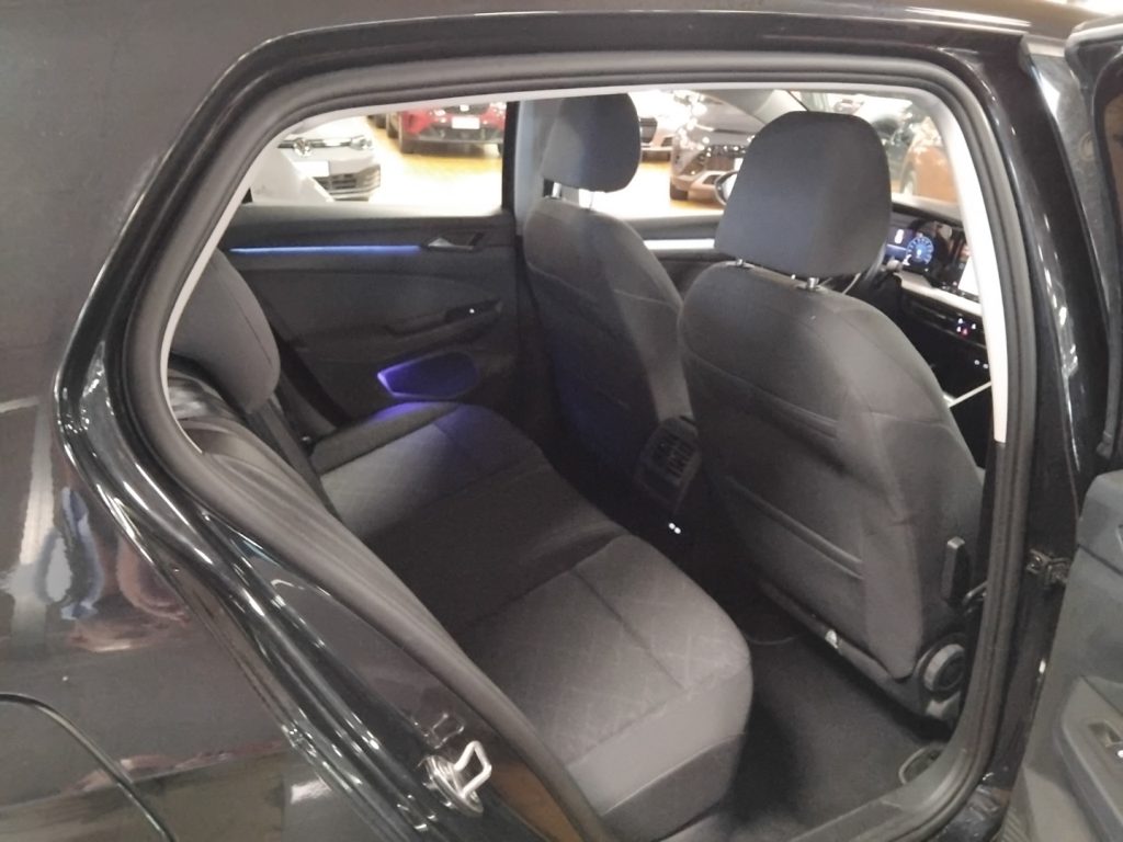 VOLKSWAGEN Golf 1.5 TGI DSG Life 17 C/GRIMALDI SPECIAL DAY - 10