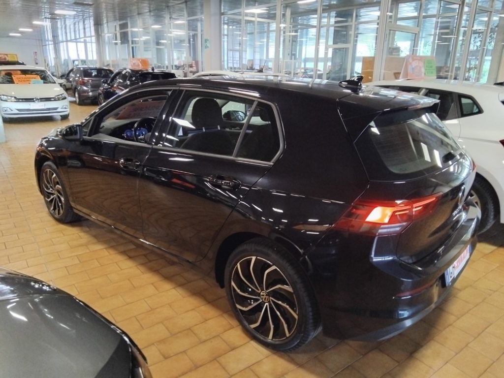 VOLKSWAGEN Golf 1.5 TGI DSG Life 17 C/GRIMALDI SPECIAL DAY - 4