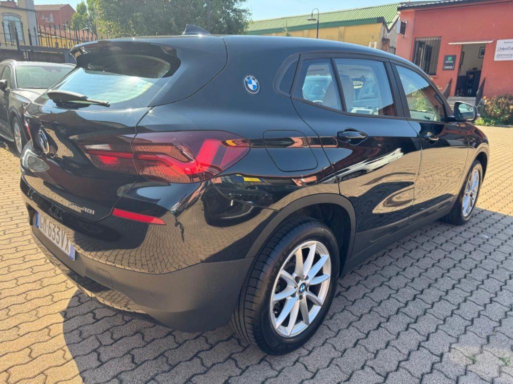 BMW X2 sDrive 18i ADVANTAGE AUTOMATICA - 4