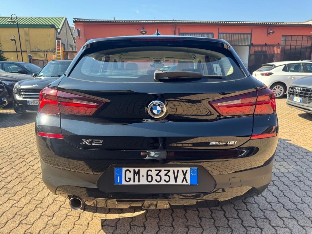 BMW X2 sDrive 18i ADVANTAGE AUTOMATICA - 5