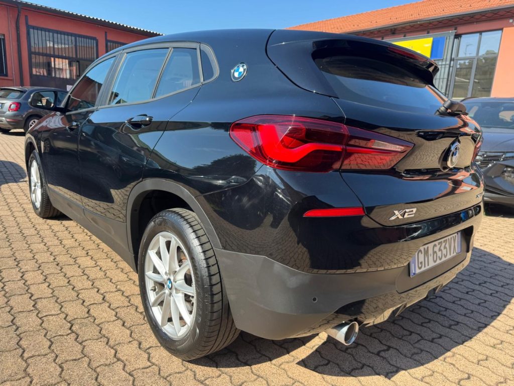 BMW X2 sDrive 18i ADVANTAGE AUTOMATICA - 6