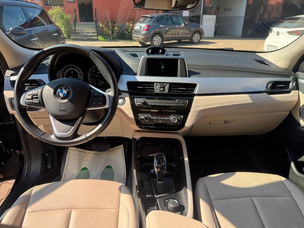 BMW X2 sDrive 18i ADVANTAGE AUTOMATICA - 8