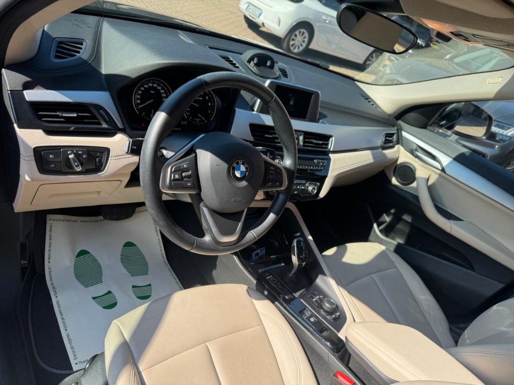 BMW X2 sDrive 18i ADVANTAGE AUTOMATICA - 12