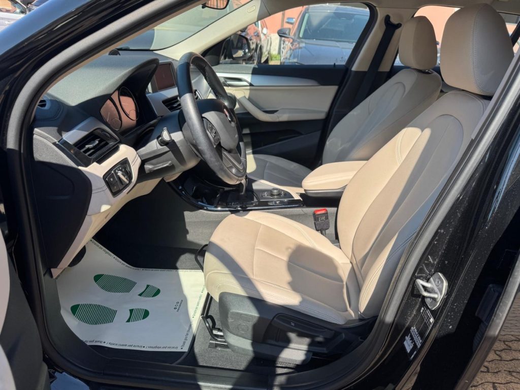 BMW X2 sDrive 18i ADVANTAGE AUTOMATICA - 7