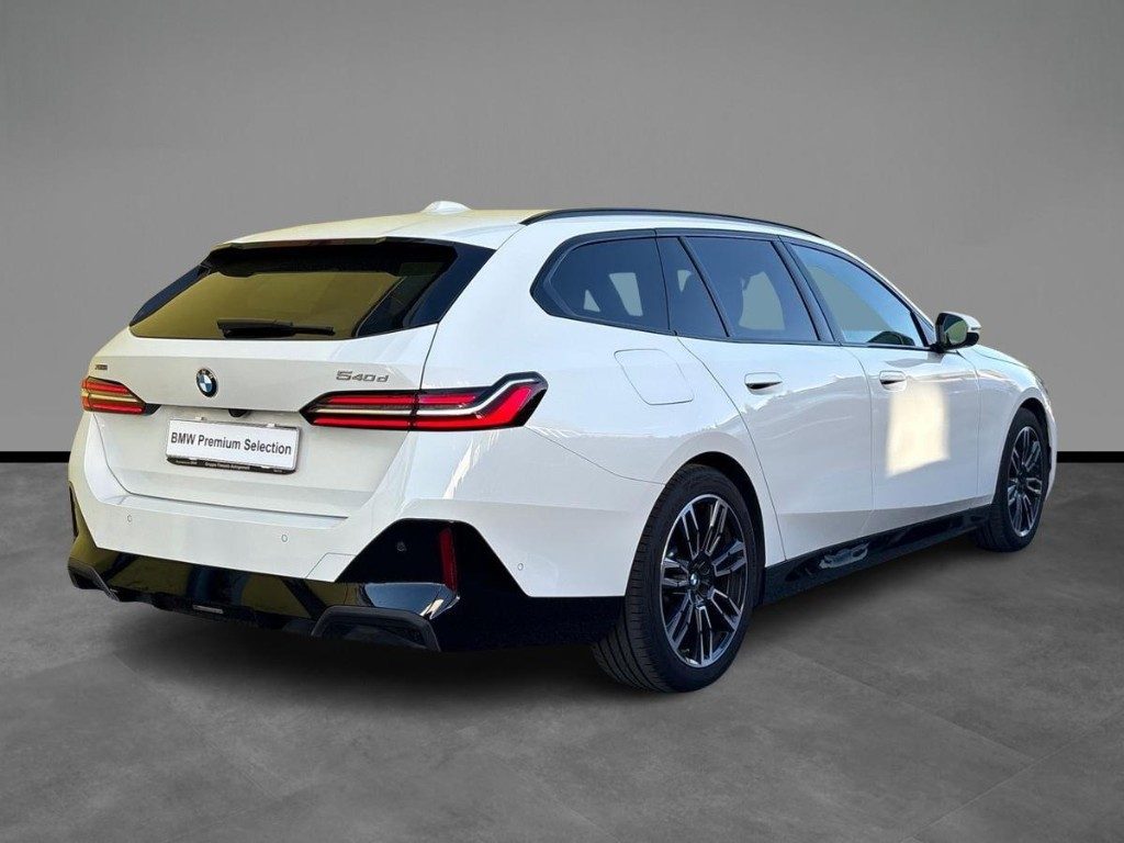 BMW 540 d 48V xDrive Touring Msport Aut. - 17