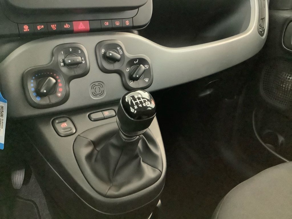 FIAT Panda 1.0 FireFly S&S Hybrid Red - 8