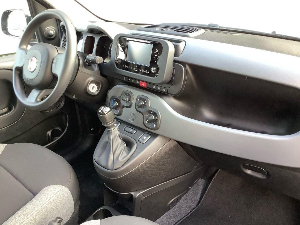 FIAT Panda 1.0 FireFly S&S Hybrid Red - 9