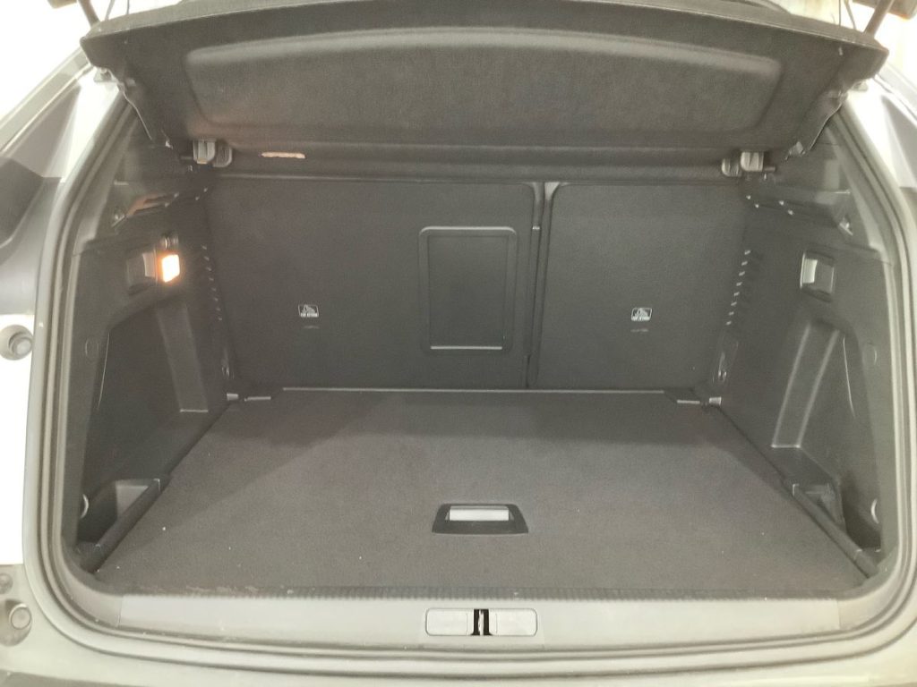 PEUGEOT 3008 BlueHDi 130 S&S EAT8 Allure Pack - 12