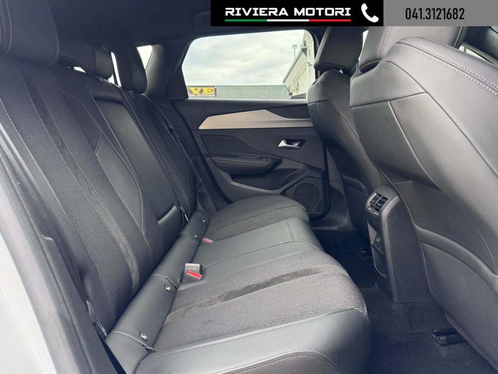PEUGEOT 308 HYBRID 1.2 145CV S&S EAT8 SW GT - 9