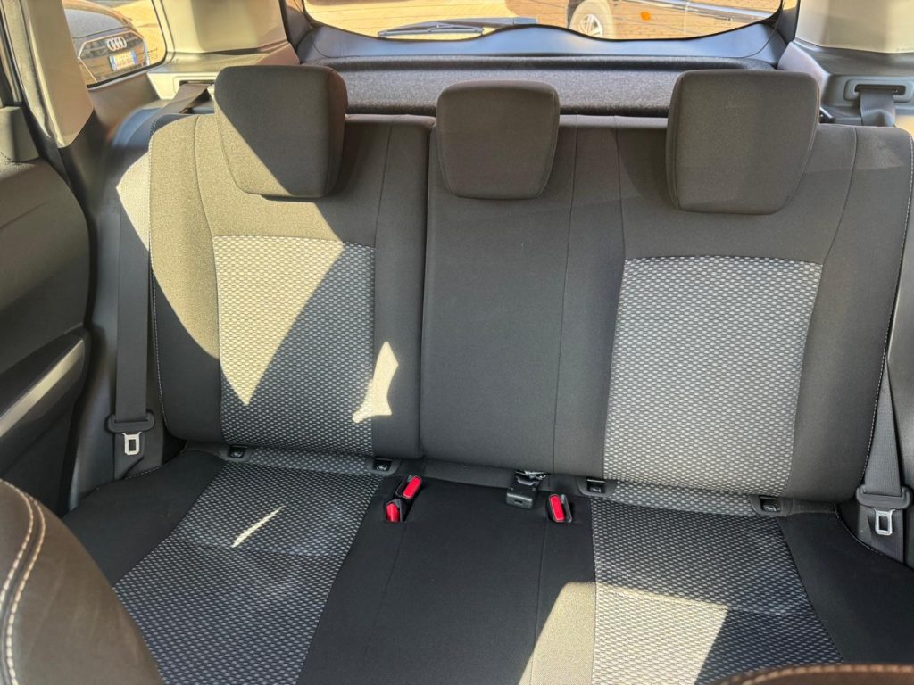 SUZUKI Vitara 1.4 HYBRID COOL - 13