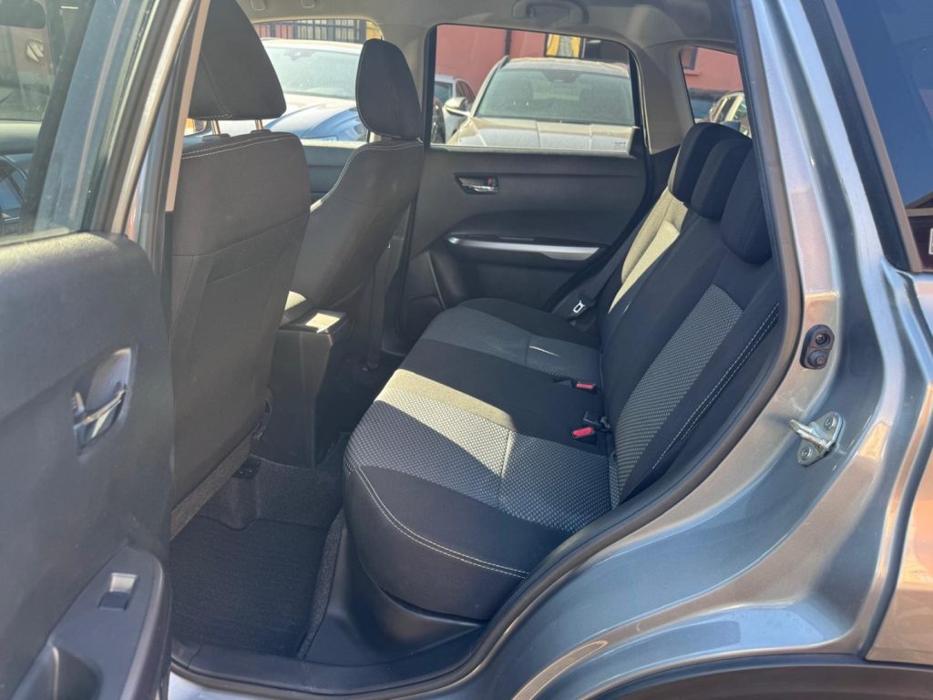 SUZUKI Vitara 1.4 HYBRID COOL - 10
