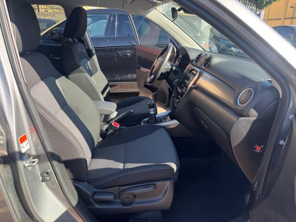 SUZUKI Vitara 1.4 HYBRID COOL - 15