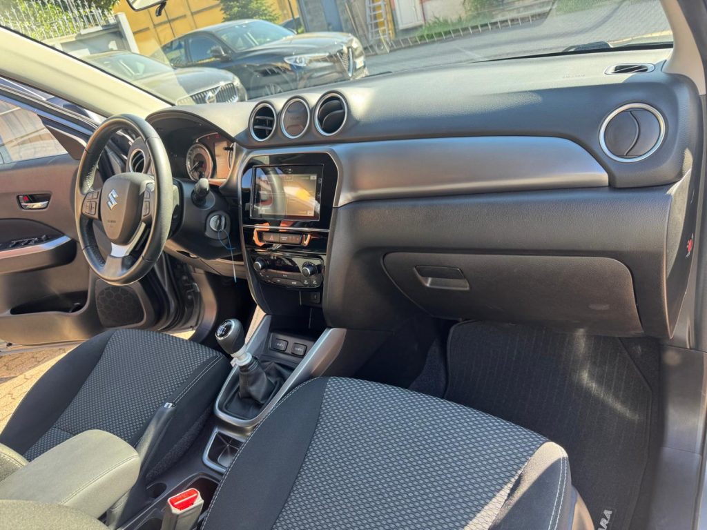 SUZUKI Vitara 1.4 HYBRID COOL - 17