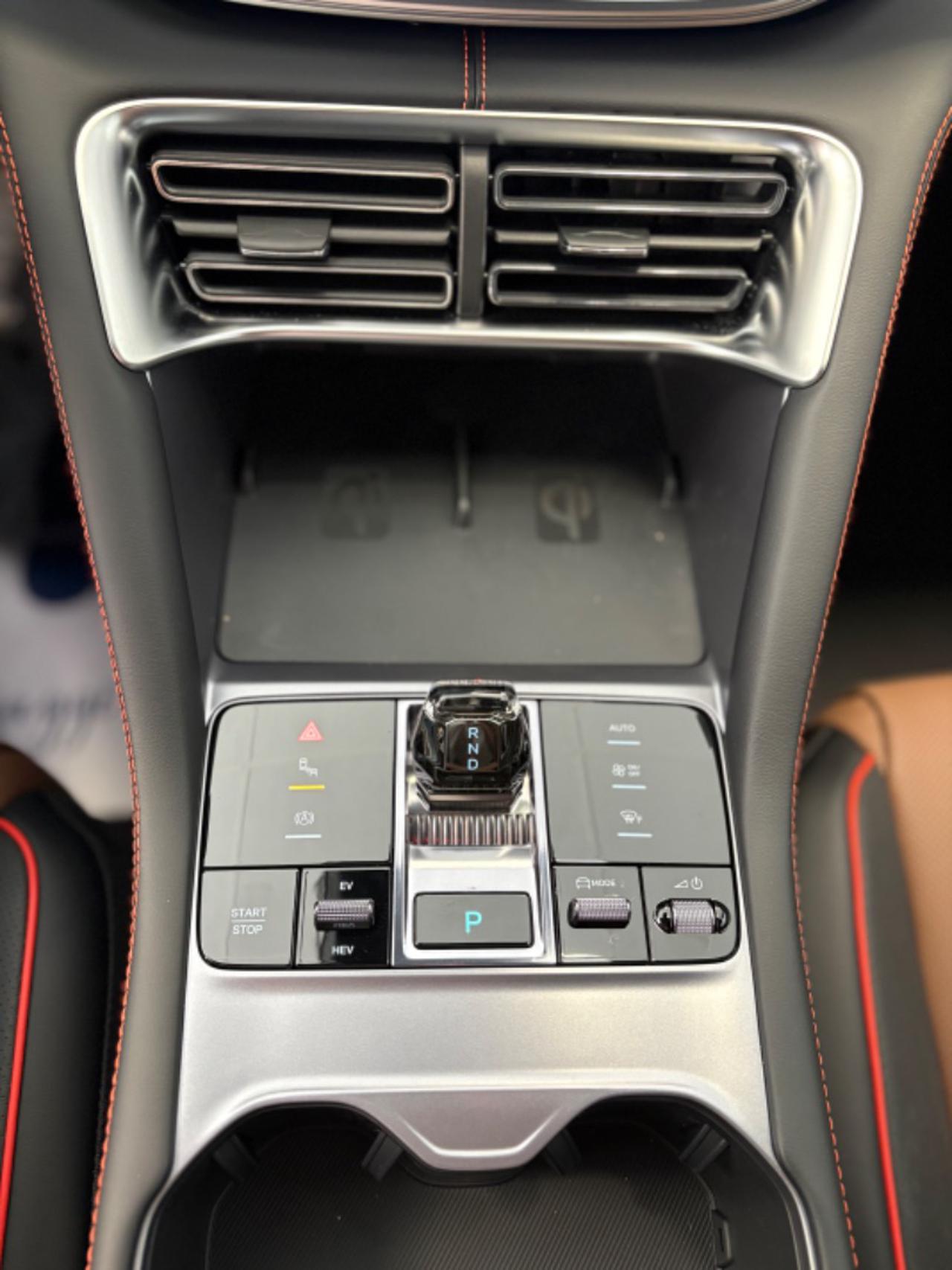 BYD Seal U DMi 1.5 218 CV PHEV Boost KM ZERO - 11