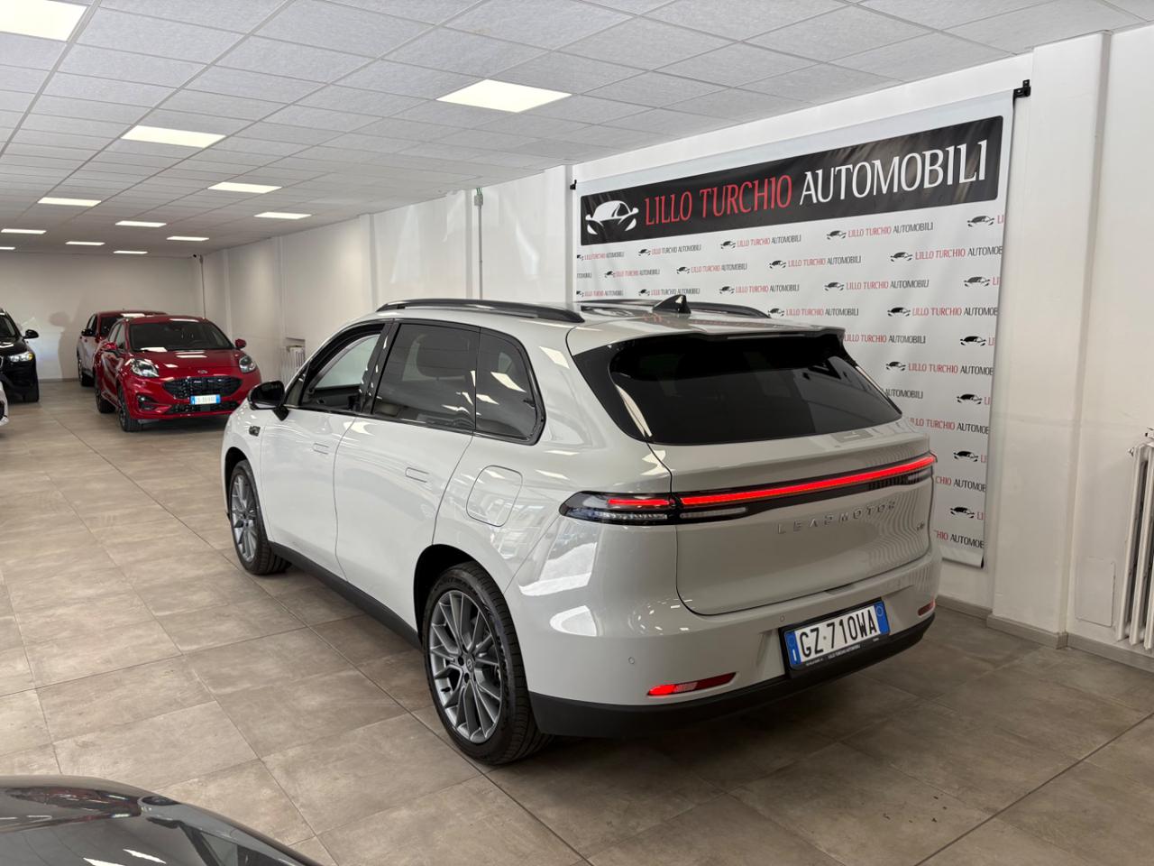 LEAPMOTOR C10 REEV 158kW Design Plug-In Hybrid PREZZO REALE - 4