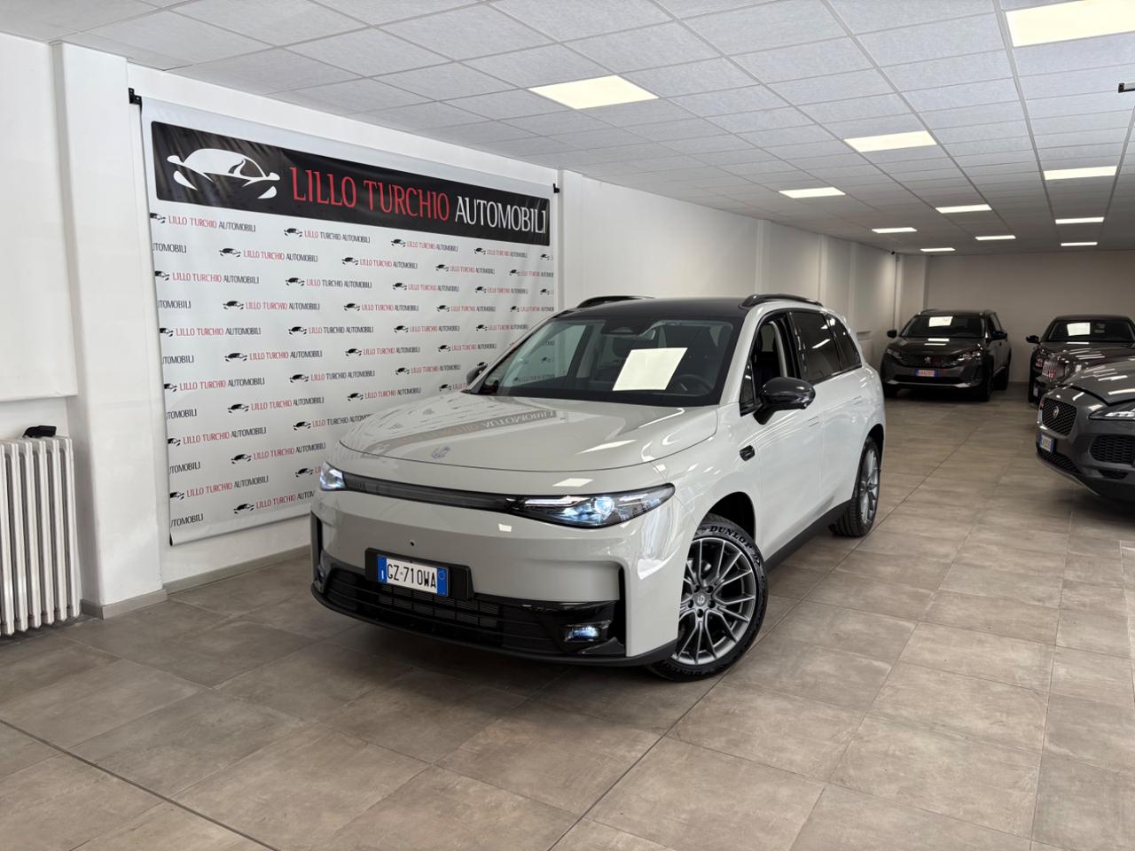 LEAPMOTOR C10 REEV 158kW Design Plug-In Hybrid PREZZO REALE - 1