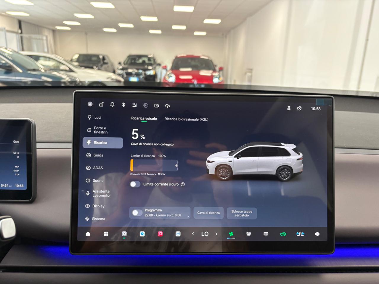 LEAPMOTOR C10 REEV 158kW Design Plug-In Hybrid PREZZO REALE - 19