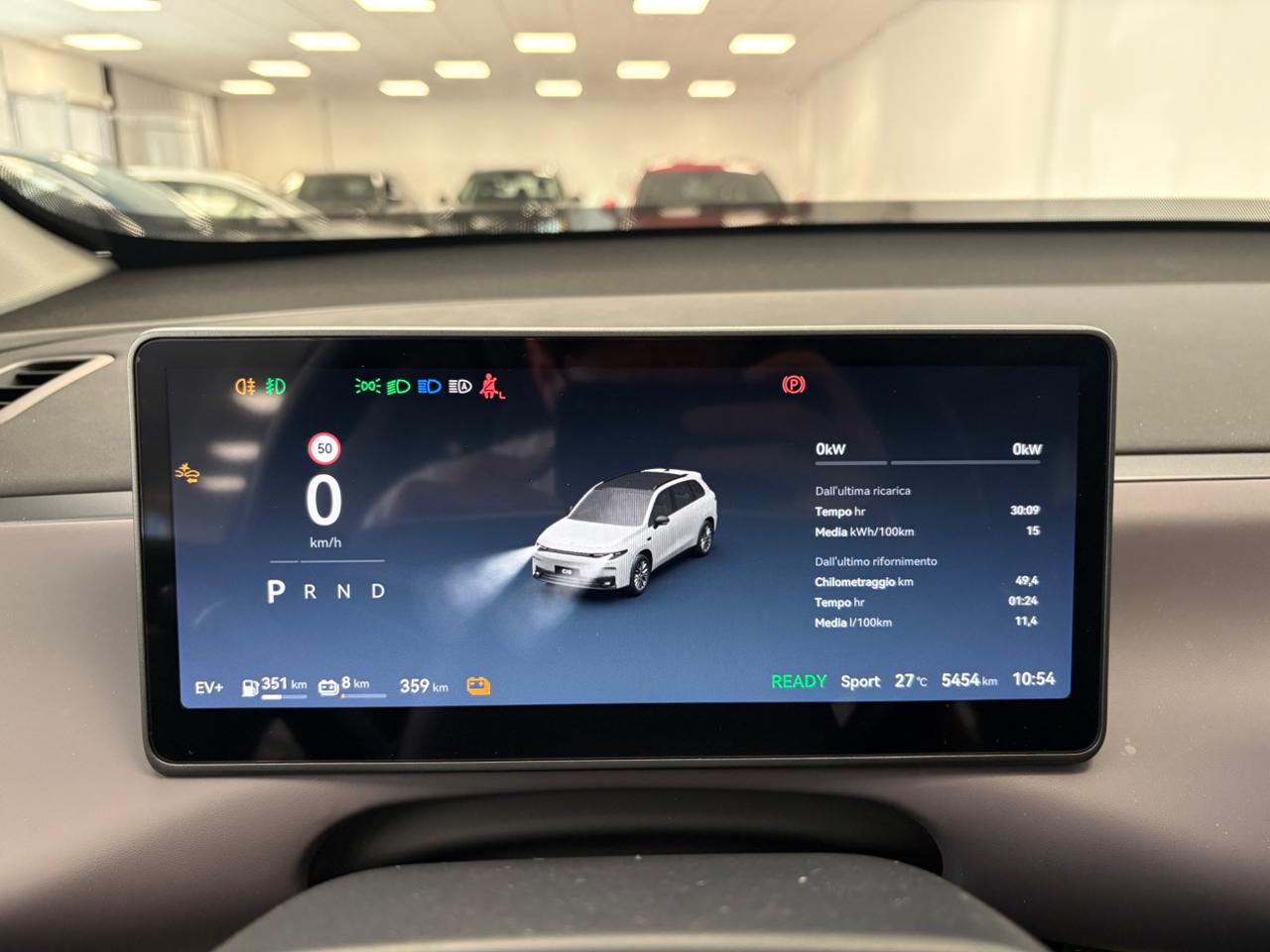 LEAPMOTOR C10 REEV 158kW Design Plug-In Hybrid PREZZO REALE - 11