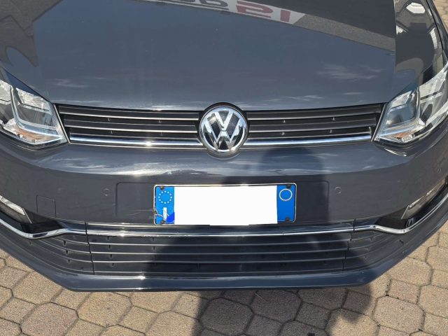 VOLKSWAGEN Polo Argento pastello