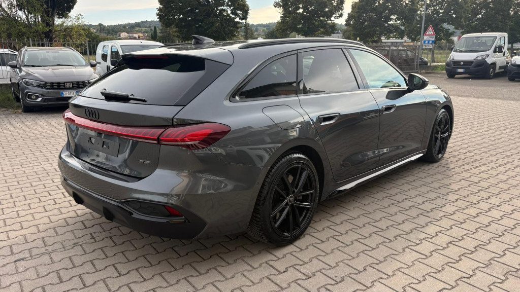 AUDI A5 Avant TDI 150 kW mHEV+ S tronic quattro S Line edi - 3