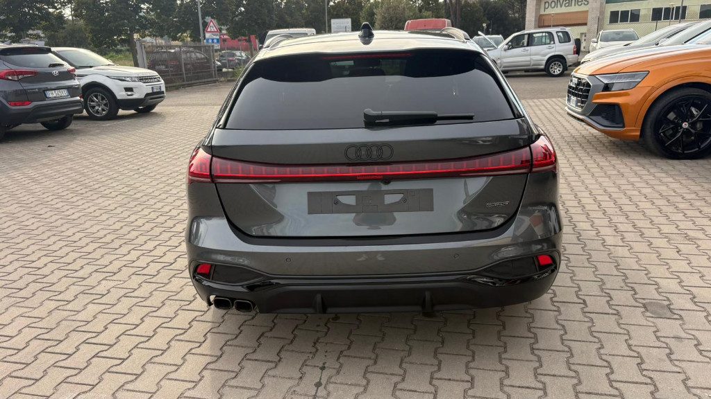 AUDI A5 Avant TDI 150 kW mHEV+ S tronic quattro S Line edi - 4
