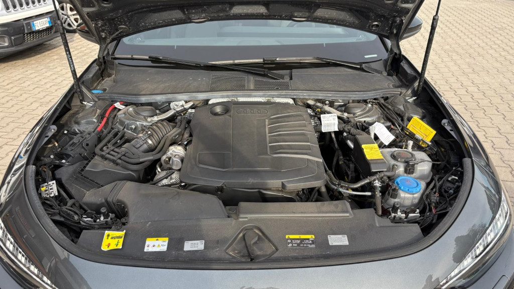 AUDI A5 Avant TDI 150 kW mHEV+ S tronic quattro S Line edi - 28