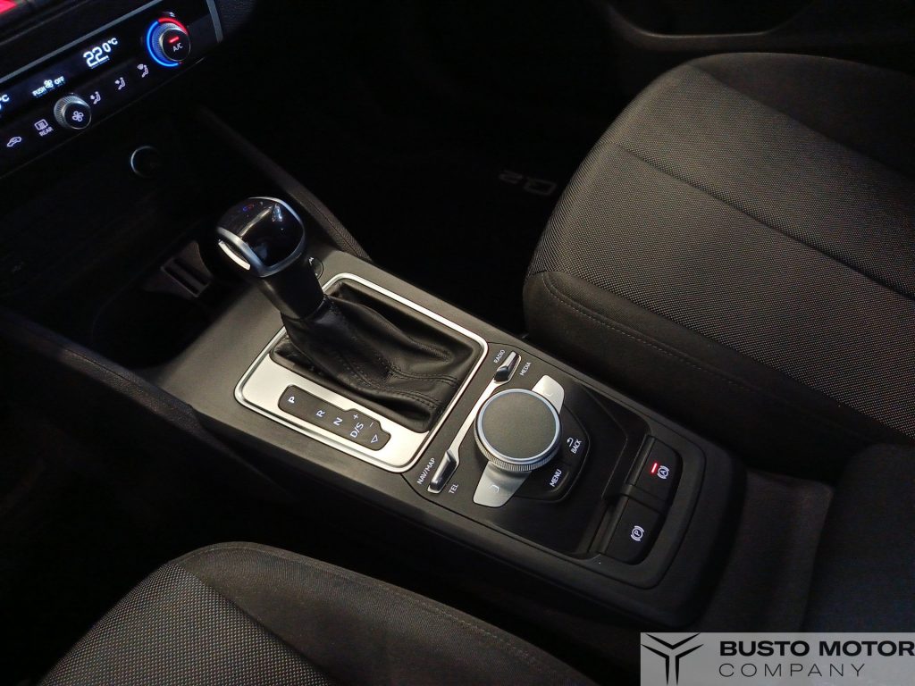 AUDI Q2 30 2.0 tdi Admired Advanced s-tronic - 15