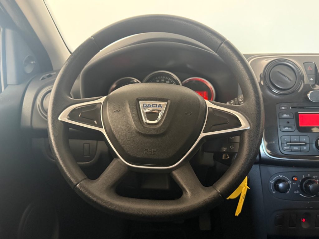 DACIA Sandero 1.0 SCe 12V 75CV Lauréate - 9