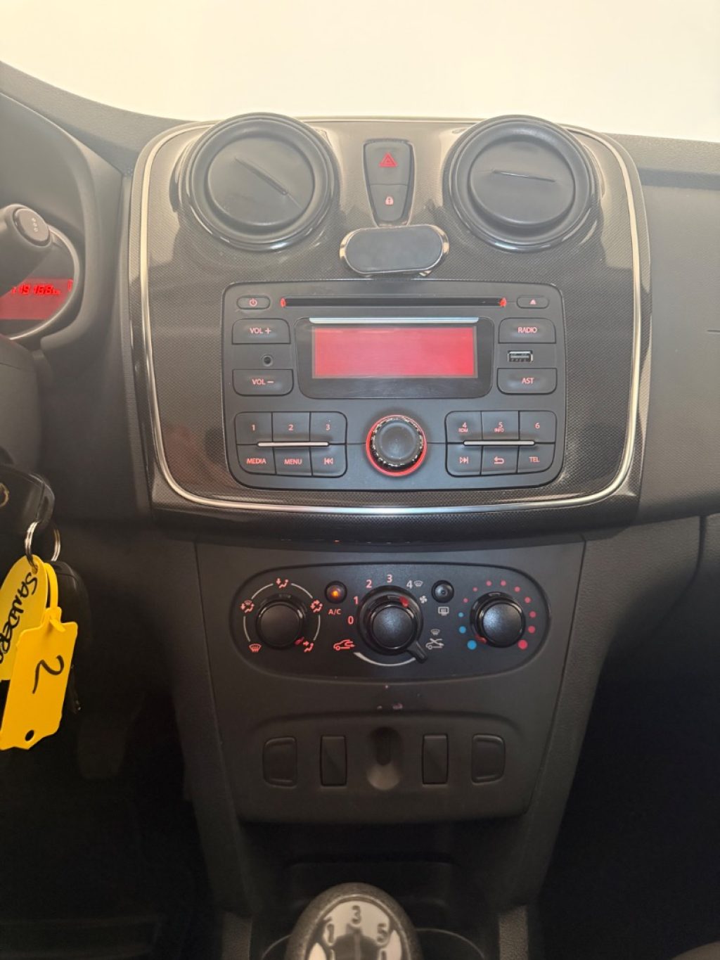 DACIA Sandero 1.0 SCe 12V 75CV Lauréate - 11