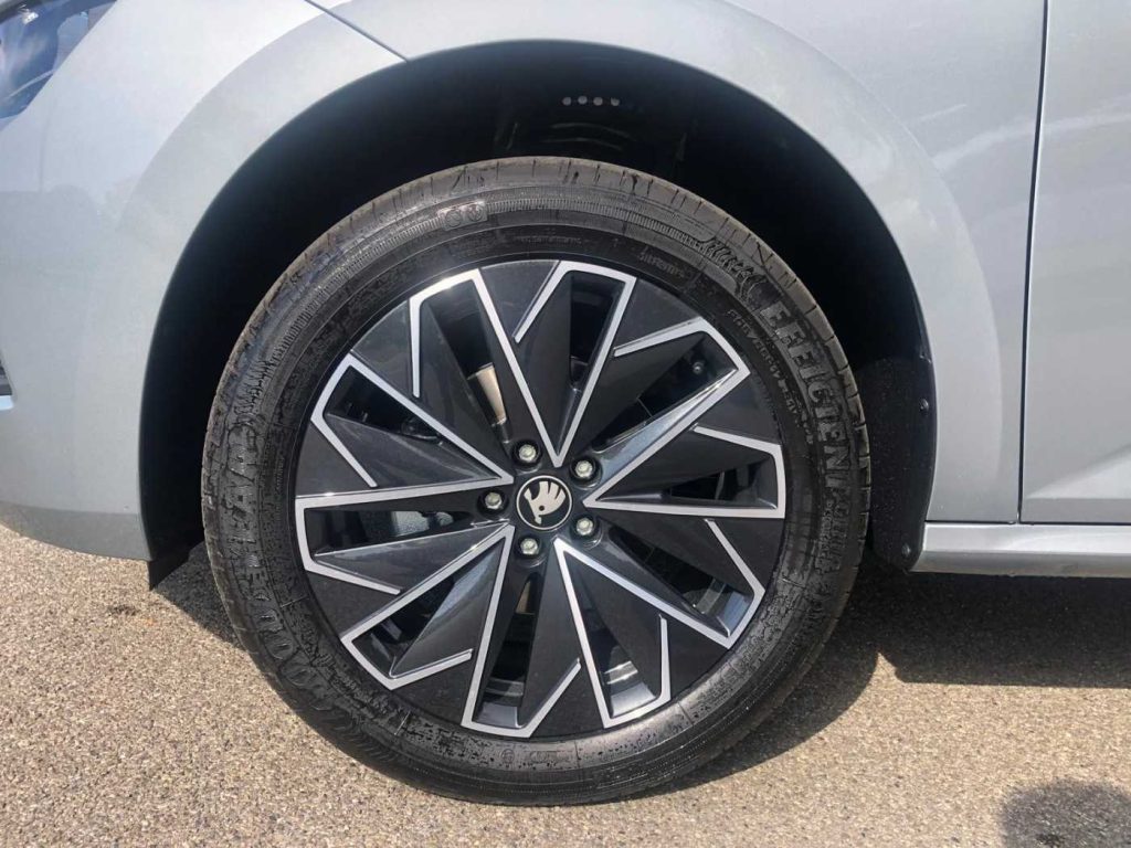 SKODA Kamiq 1.0 TSI Be More - 18