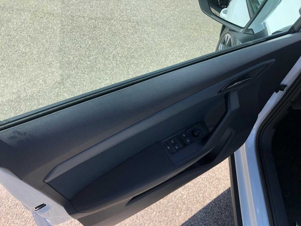 SEAT Arona 1.0 EcoTSI 115 CV DSG Black Edition - 12