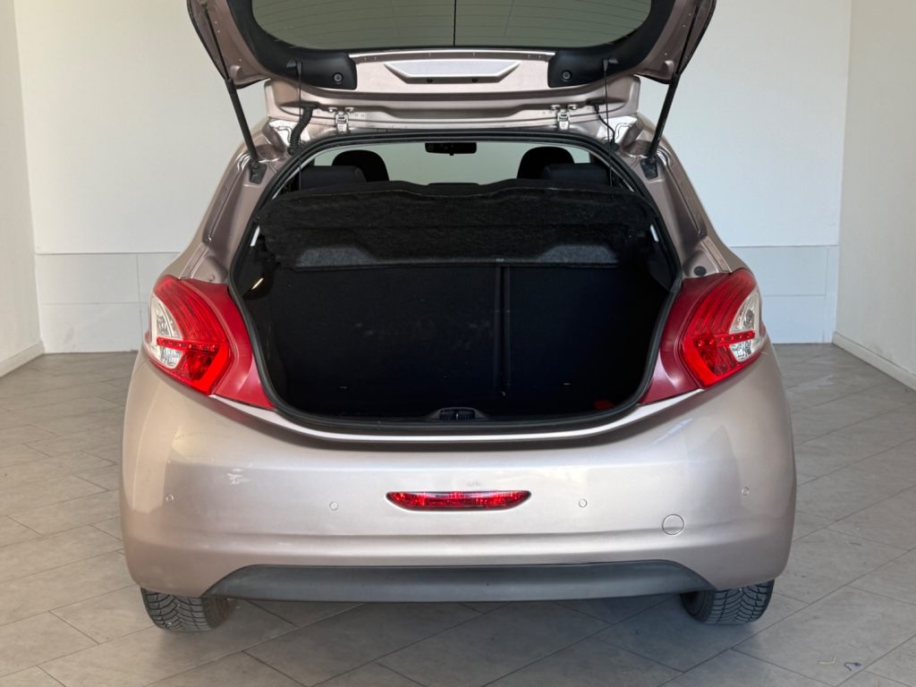 PEUGEOT 208 1° serie 1.2 VTi 82 CV 5 porte Allure - 7
