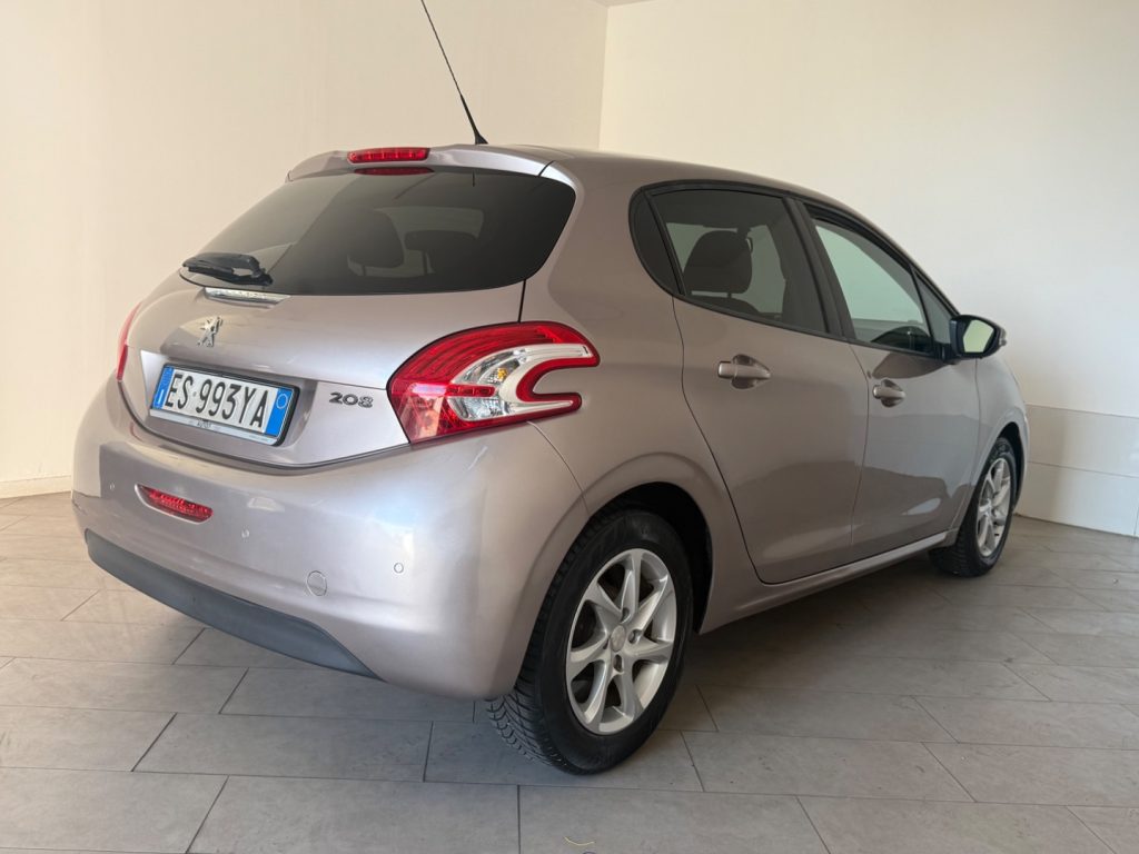 PEUGEOT 208 1° serie 1.2 VTi 82 CV 5 porte Allure - 5