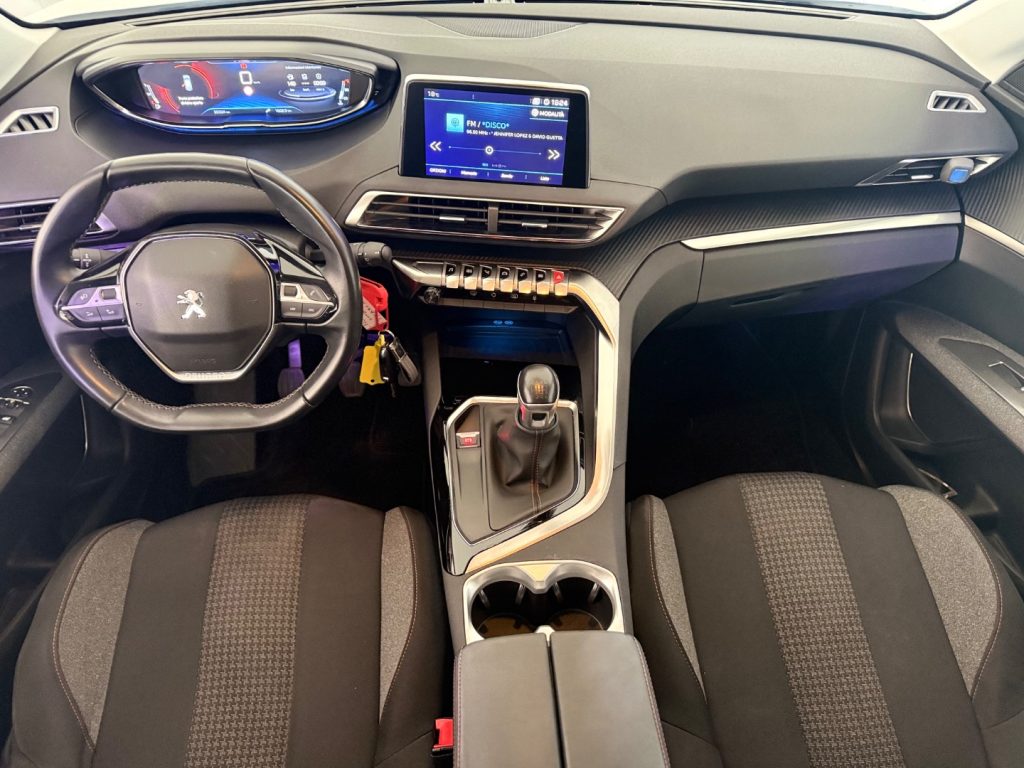 PEUGEOT 3008 PureTech Turbo 130 S&S Allure - 10