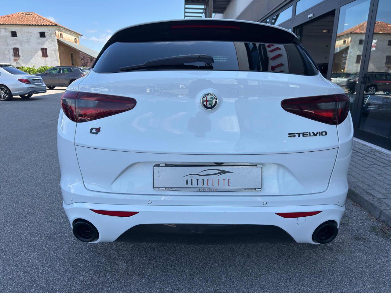 Clicca per ingrandire Stelvio - 2.2 Turbodiesel 210 CV AT8 Q4 Veloce Tì