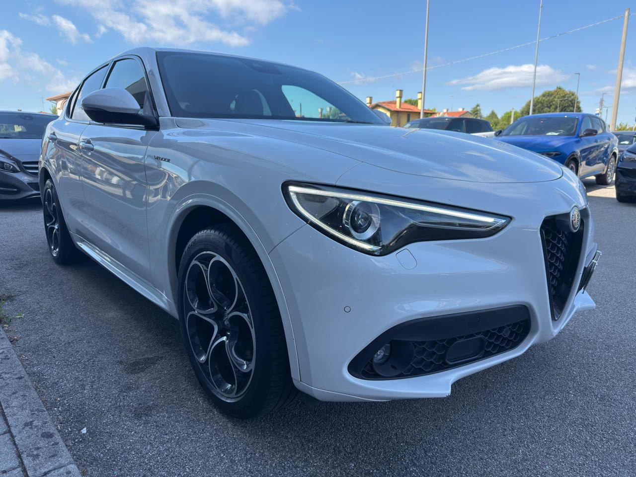 Clicca per ingrandire Stelvio - 2.2 Turbodiesel 210 CV AT8 Q4 Veloce Tì