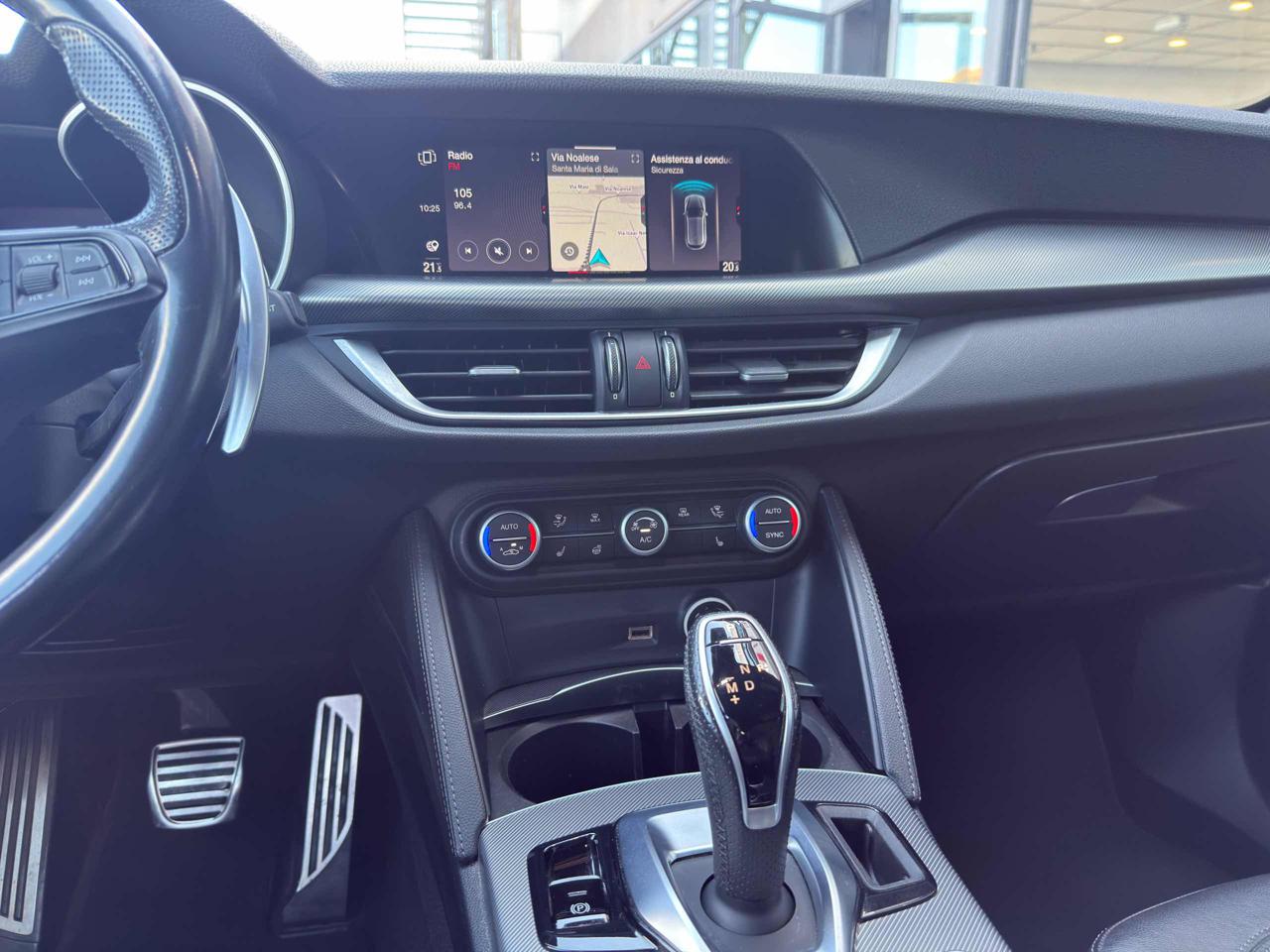 Clicca per ingrandire Stelvio - 2.2 Turbodiesel 210 CV AT8 Q4 Veloce Tì