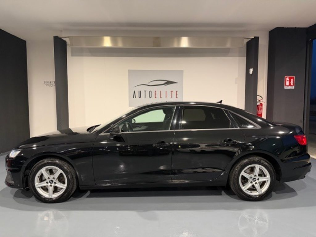 Clicca per ingrandire A4 - 35 TDI 163CV MHEV BERLINA S tronic Sport
