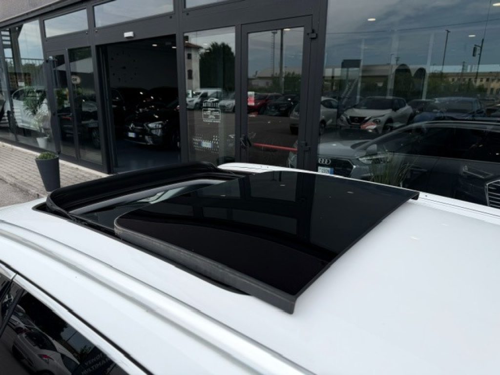 Clicca per ingrandire A4 - 40 TDI 204CV MHEV TETTO APRIBILE/RADAR