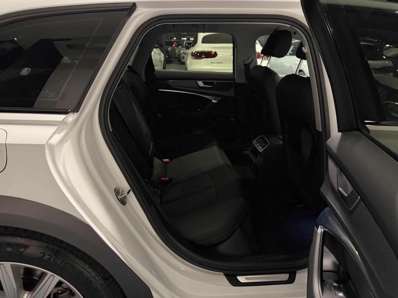 Clicca per ingrandire A6 allroad - 40 TDI 2.0 quattro S tronic Evolution