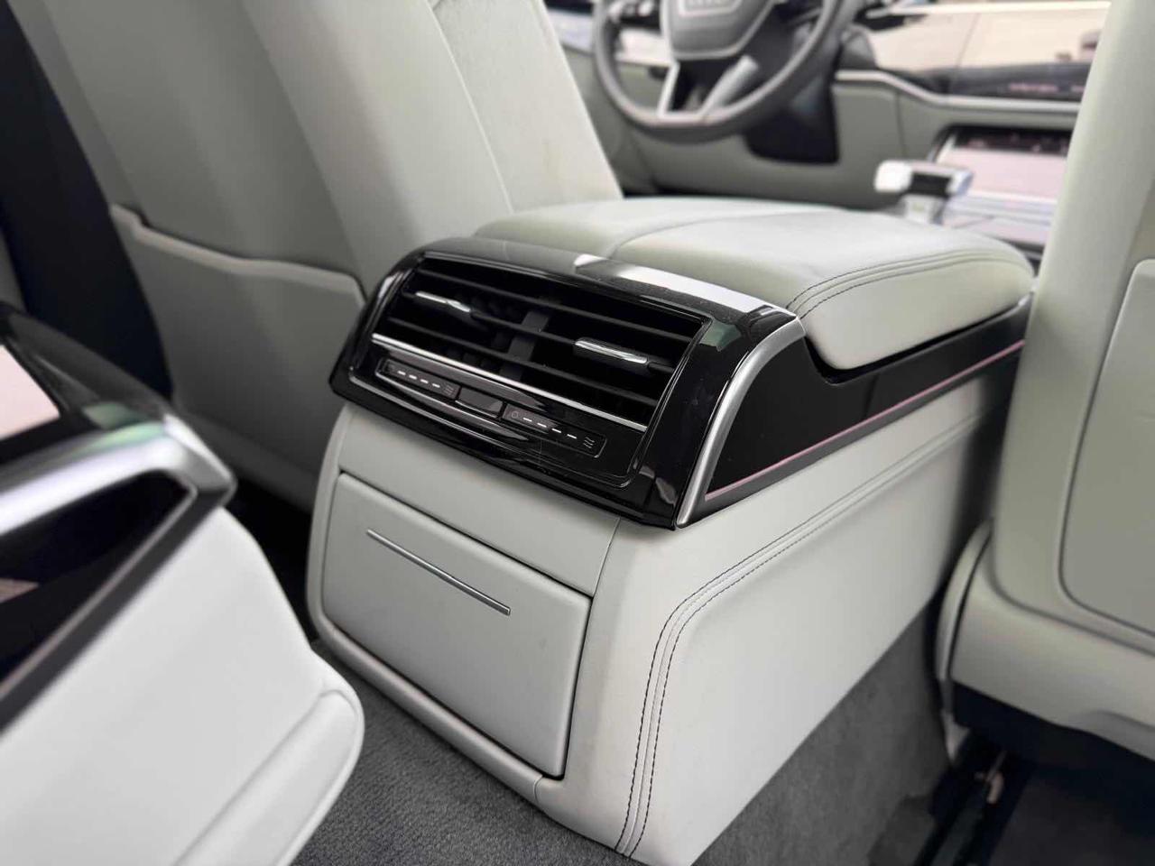Clicca per ingrandire A8 - 50 TDI 3.0 quattro tiptronic