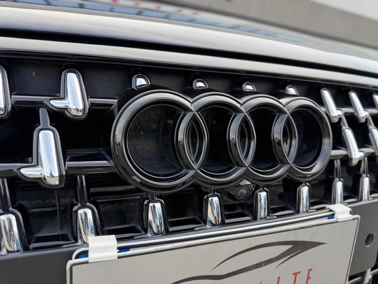 Clicca per ingrandire A8 - 50 TDI 3.0 quattro tiptronic