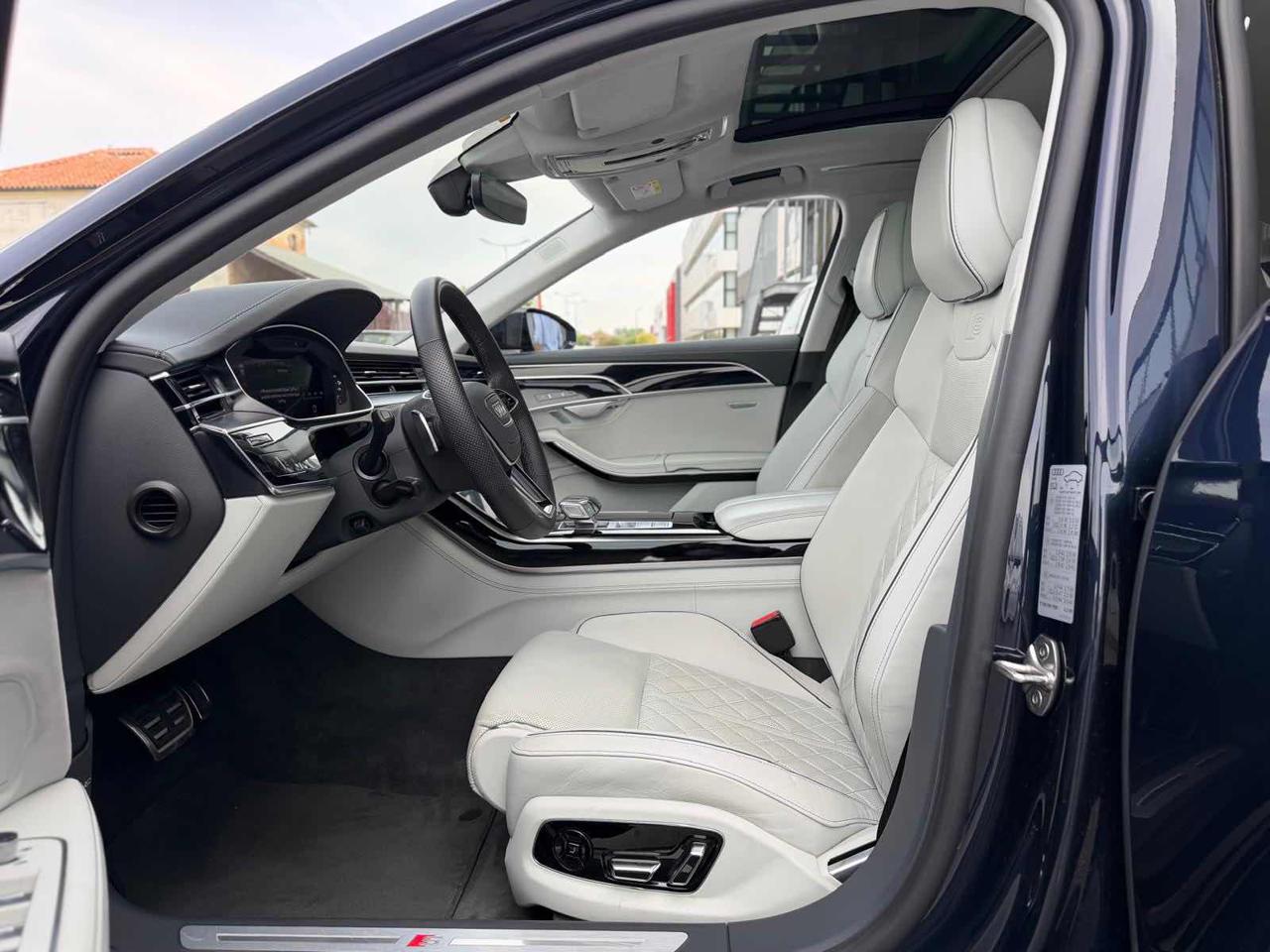Clicca per ingrandire A8 - 50 TDI 3.0 quattro tiptronic